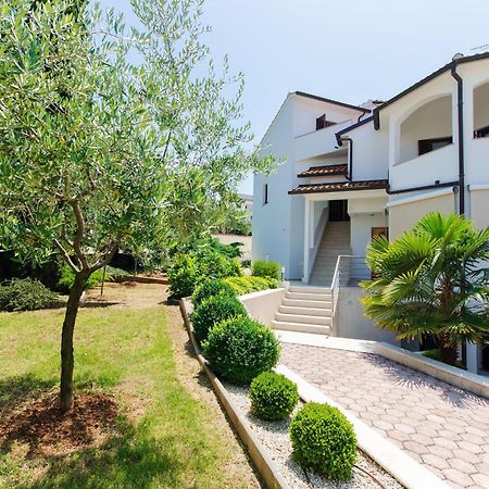 ורסאר Apartments Gloria מראה חיצוני תמונה