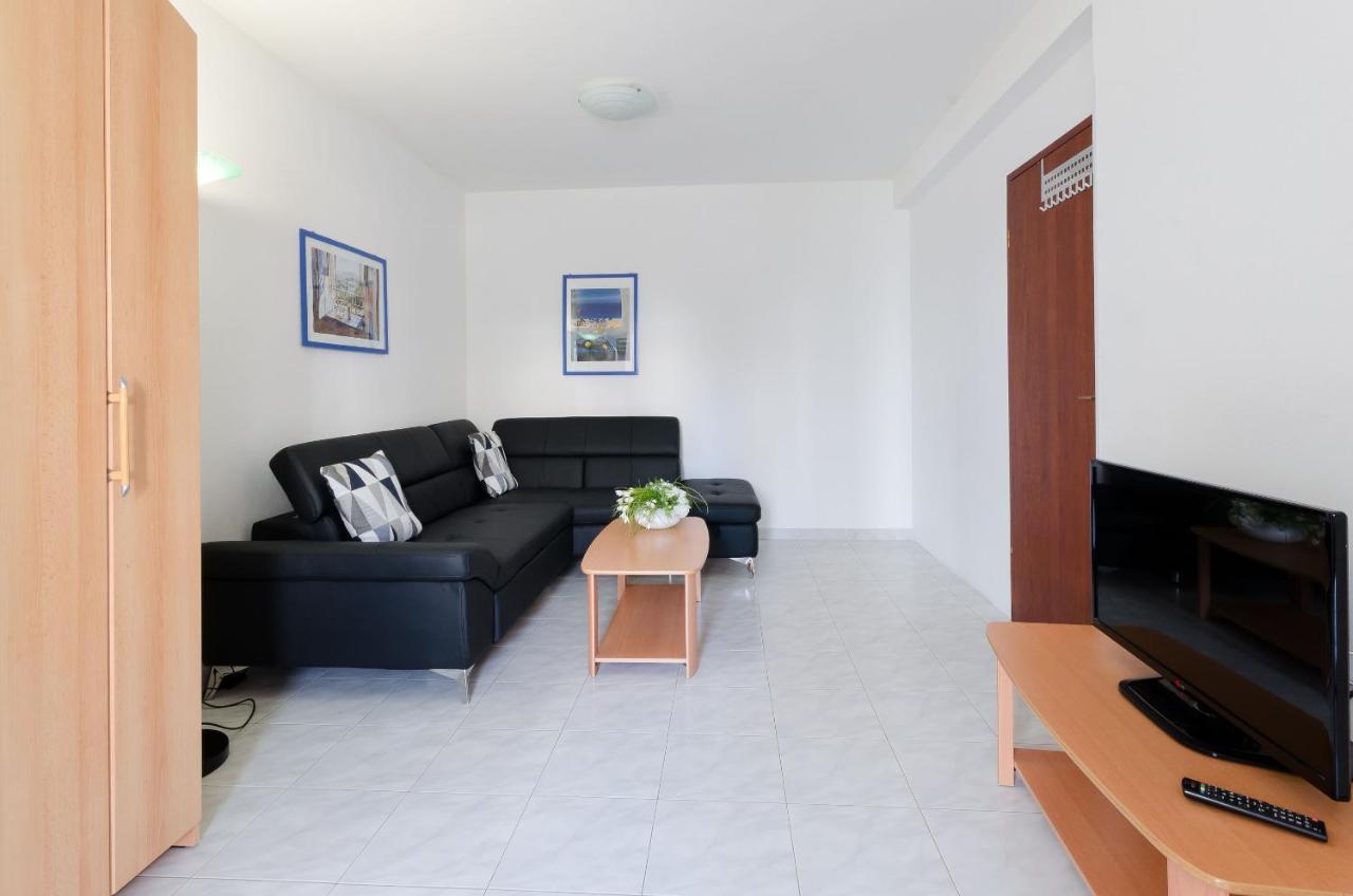ורסאר Apartments Gloria מראה חיצוני תמונה