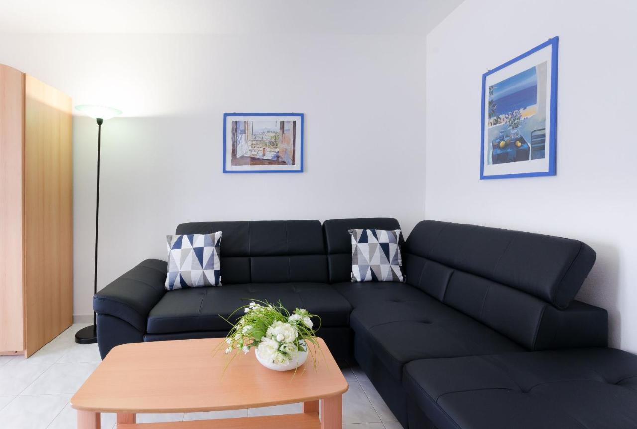 ורסאר Apartments Gloria מראה חיצוני תמונה
