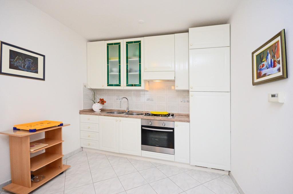 ורסאר Apartments Gloria מראה חיצוני תמונה
