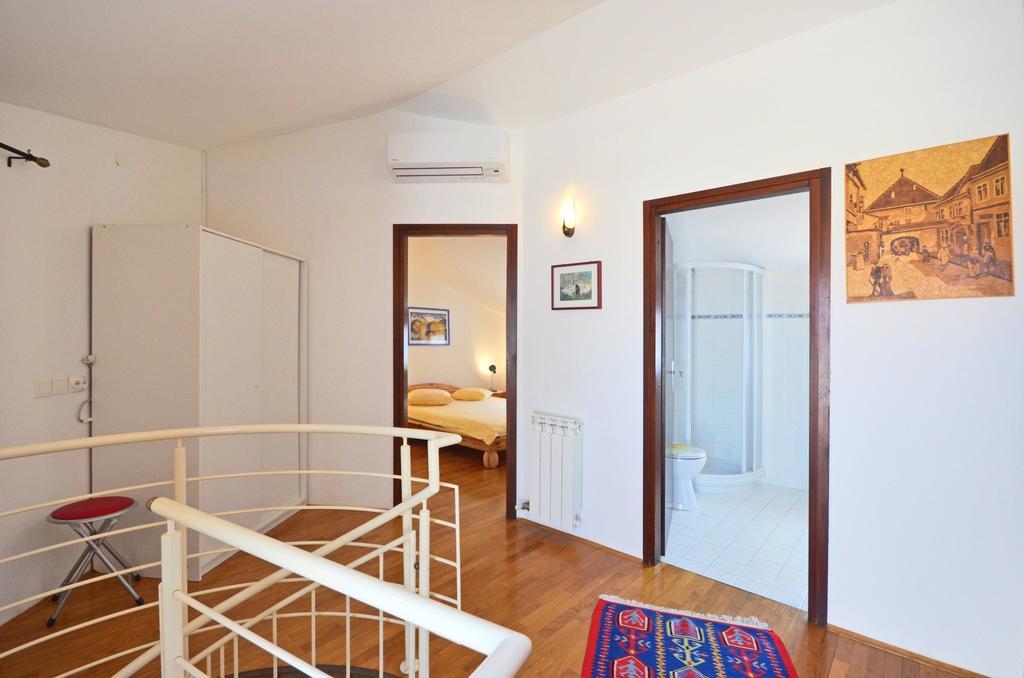 ורסאר Apartments Gloria מראה חיצוני תמונה