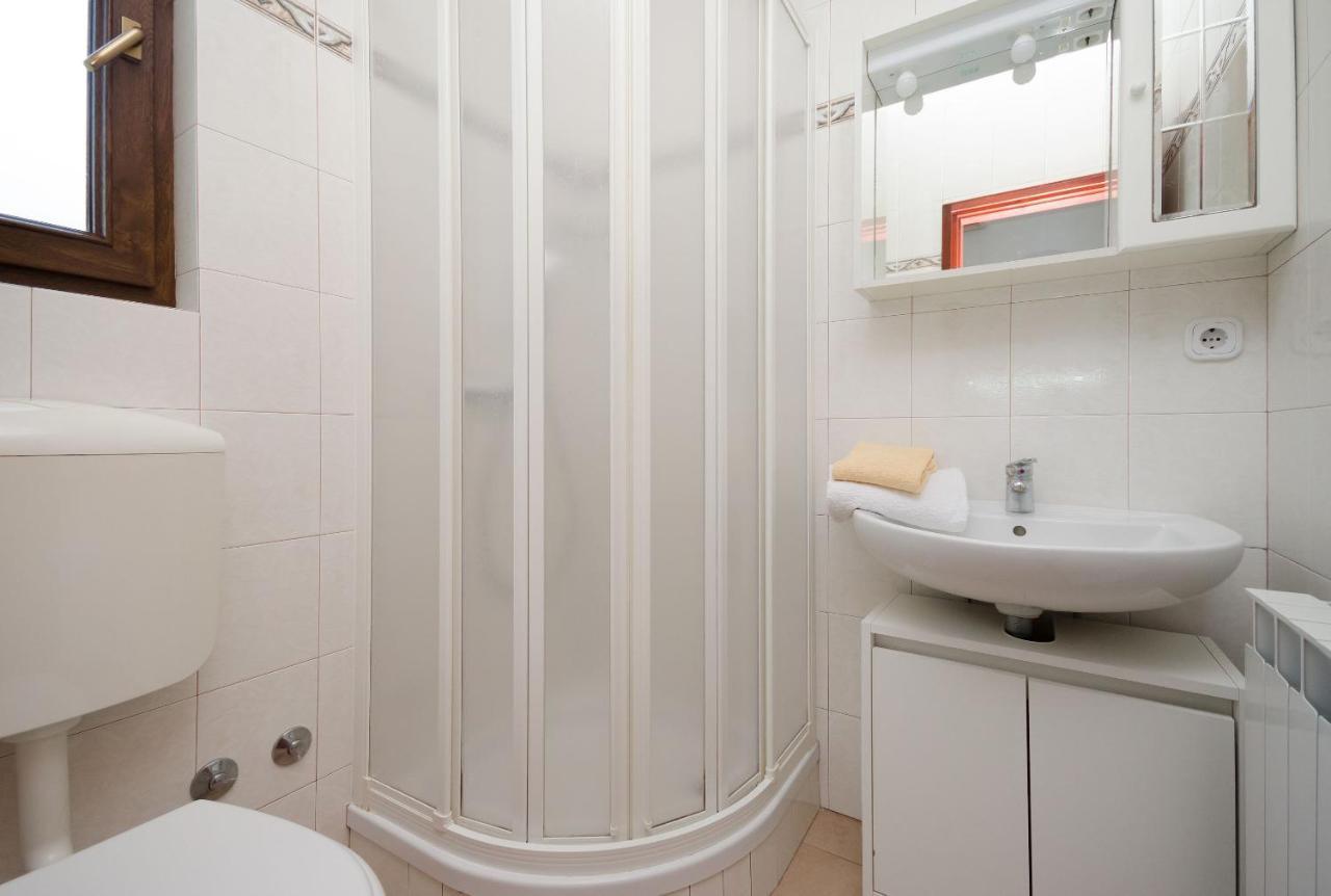ורסאר Apartments Gloria מראה חיצוני תמונה